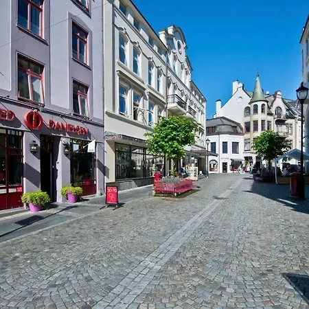 شقة Sentral I Ålesund